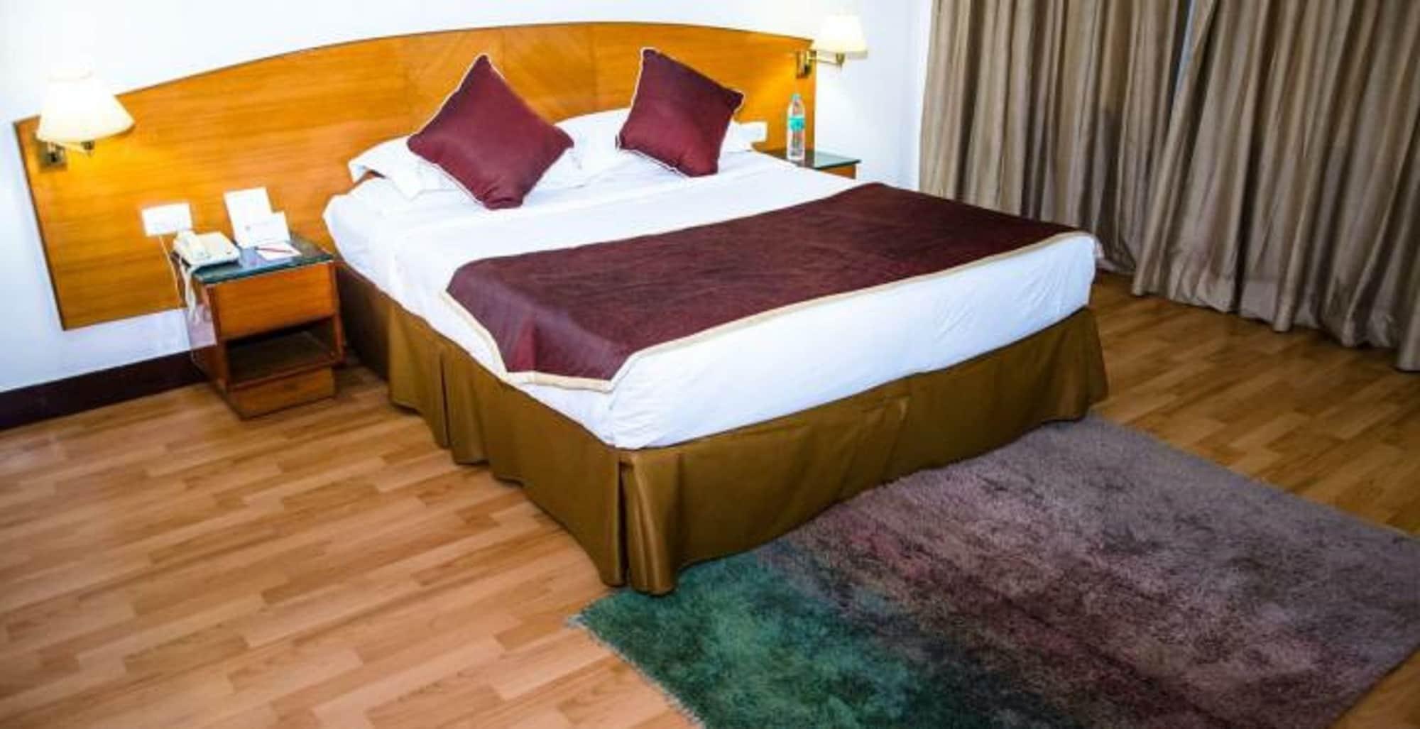 Hotel Ramee Guestline Tirupati Zewnętrze zdjęcie