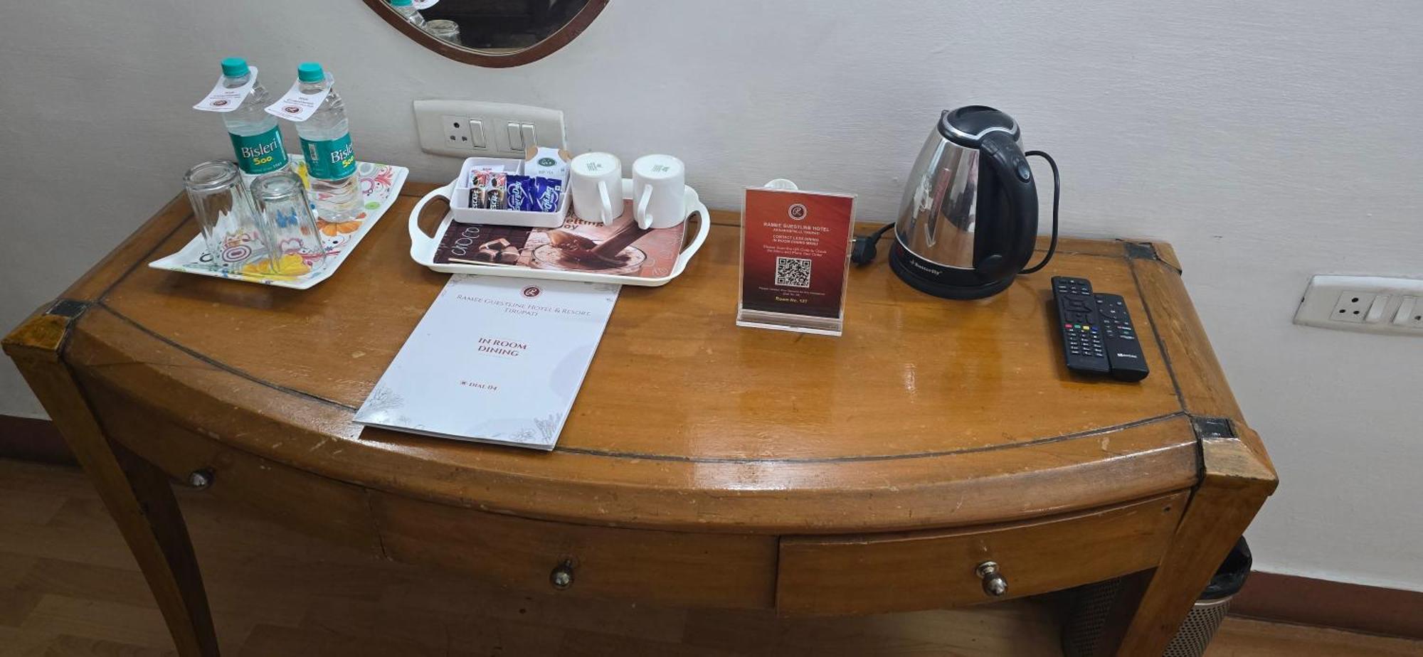 Hotel Ramee Guestline Tirupati Zewnętrze zdjęcie